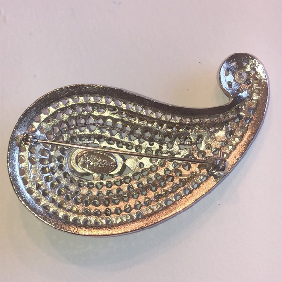 Vendome Vintage Silver Tone Blue & Green Rhinestone Brooch Shoulder Pin - Picture 5 of 9